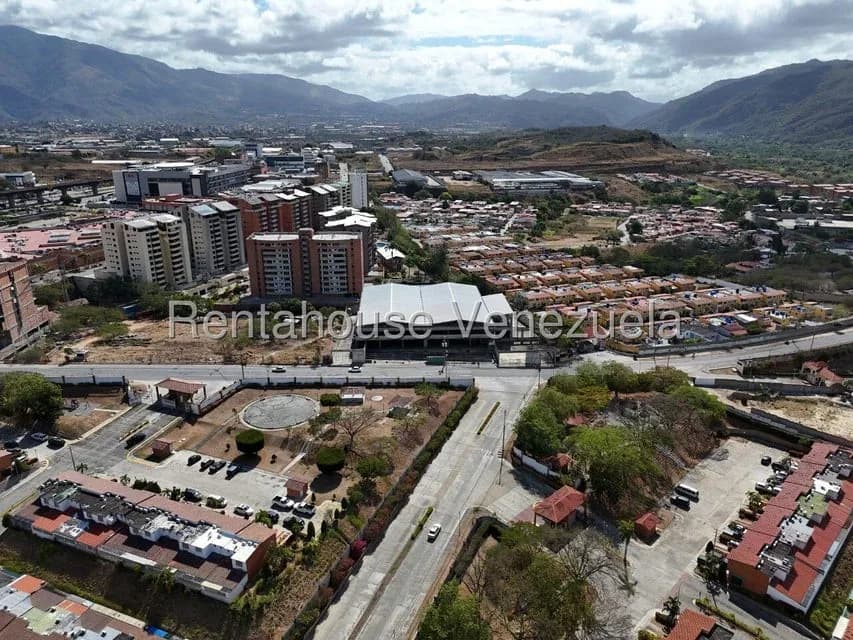 Comercial (Local Comercial) en Alquiler en Vega Arriba, Miranda