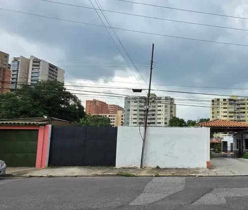 Mc Vende Terreno En Campo Alegre, Valencia - Skg-078