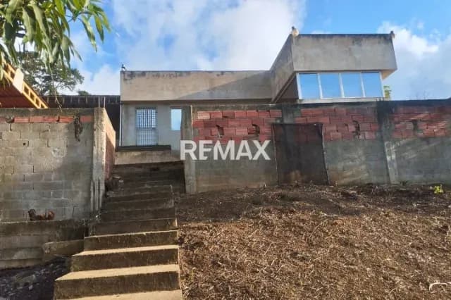 Se Vende Propiedad en la Sierra de Coro Edo. Falcón