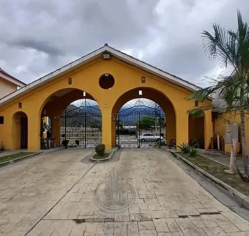 Casa En Venta En San Diego Res Villas Paraíso Country Ls