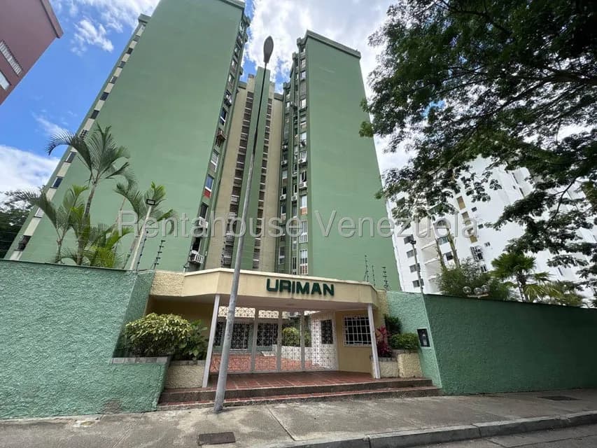 Apartamento (1 Nivel) en Venta en Santa Paula, Distrito Metropolitano