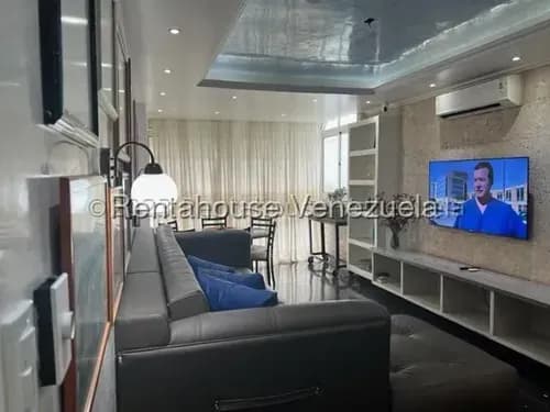 Apartamento En Alquiler Urb. Parroquia La Candelaria. 25-18307 Neyla Cedeño