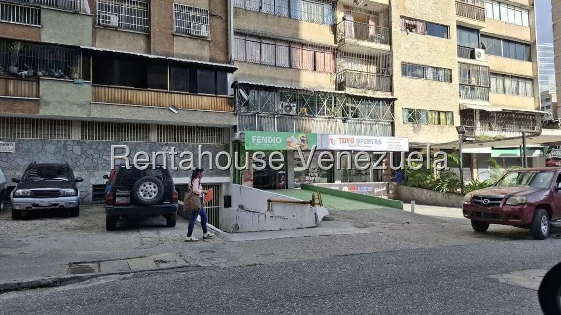 Comercial (Local Comercial) en Alquiler en Los Ruices, Distrito Metropolitano