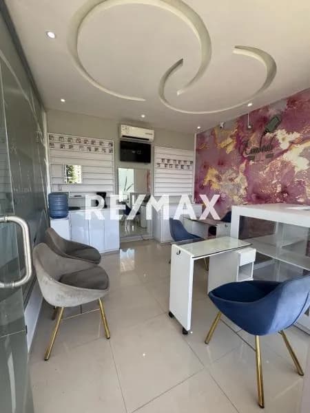 SE ALQUILA LOCAL COMERCIAL EN PUEBLO NUEVO ESQUINA FERRERO TAMAYO
