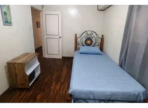 Se Alquila Habitación En Montaban Iii, Cerca De La Ucab