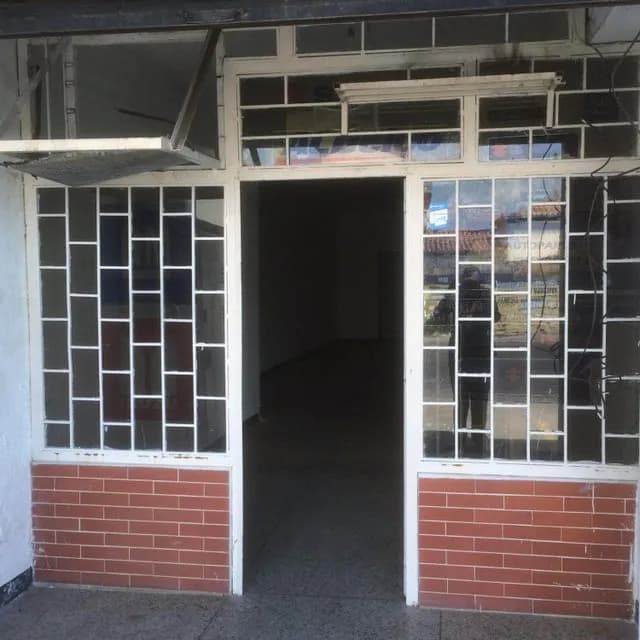 Comercial (Local Comercial) en Alquiler en Belloso, Zulia