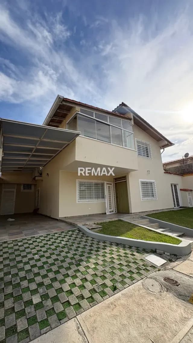 VENDO CASA EN CABUDARE(INTERCOMUNAL)