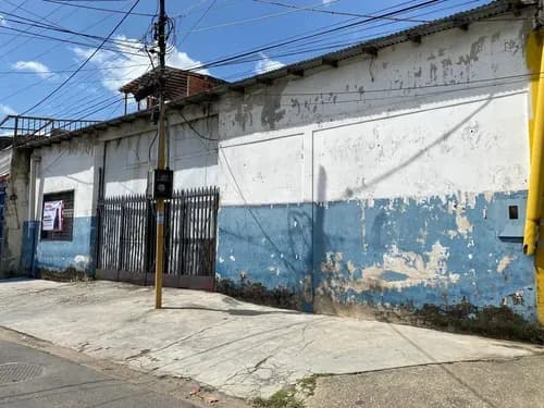 En Venta Galpón En Los Samanes Valencia, Avenida Pincipal, Acceso Directo A La Arc, Valencia Estado Carabobo / Emer.