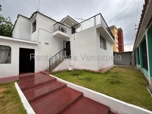 Venta Casa Con Terreno De 1490 M2 En Ubicación Estratégica Del Este Barquisimeto,lara Asesora Mehilyn Perez