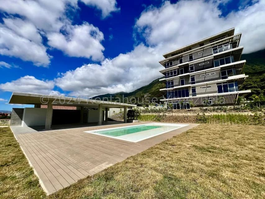 Apartamento (Planta Baja) en Venta en Altamira, Distrito Metropolitano
