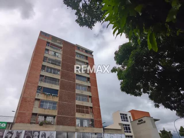 LINDO Y CÓMODO APARTAMENTO EN ALQUILER EN LA FLORIDA