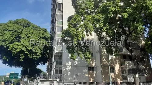 Apartamento En Venta, Las Delicias De Sabana Grande #26-7196