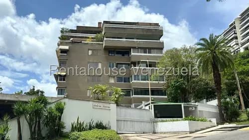 Apartamento Practico, Equipado Y Amoblado, En Prestigioso Edificio Con Vigilancia Y Excelente Ubicación A Solo 5 Minutos De Las Mercedes San Roman 26-20541