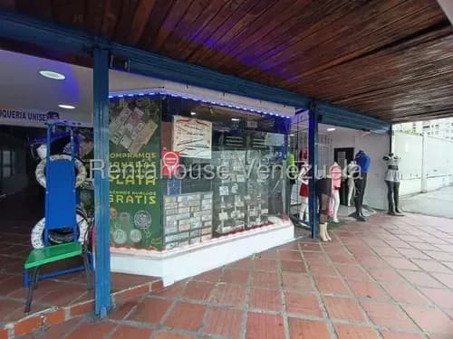 En Venta Mini Centro Comercial En Centro De Barquisimeto, Héctor Malavé, Con 7 Locales, Para Adaptarse A Cualquier Necesidad, Para Remodelar A Tu Gusto.