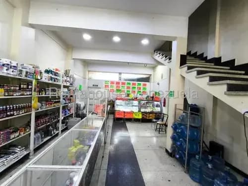 Se Alquila Local En Catia