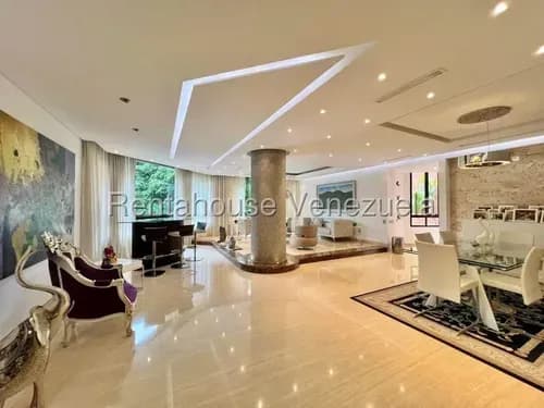 Apartamento En Venta En Colinas De Valle Arriba Pisos De Marmol Angela Tochon