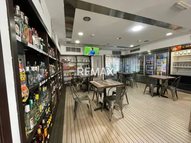 EN VENTA FONDO DE COMERCIO DE BODEGÓN CON 16 AÑOS DE ÉXITO ININTERRUMPIDO EN EL CENTRO COMERCIAL PROVEMED, ISLA DE MARGARITA