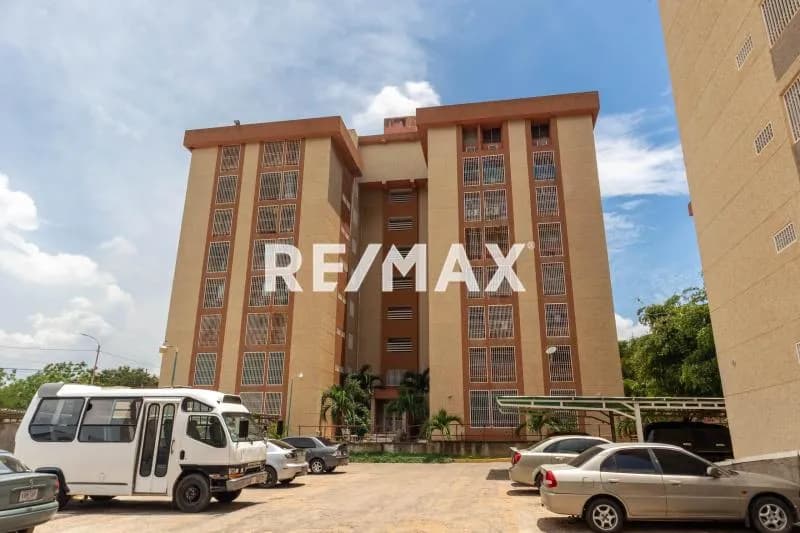 Apartamento en Terrazas de Maracaibo, Sector Amparo. En venta