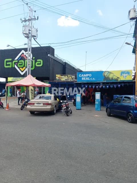Licorería En Venta Urb. La Isabelica Al Lado De La Granja