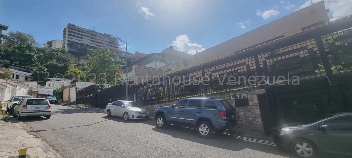 Comercial (Oficina) en Alquiler en Colinas de Bello Monte, Distrito Metropolitano