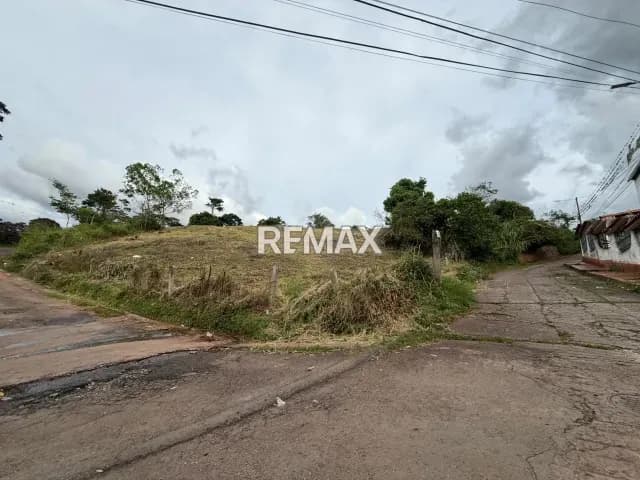 VENTA DE TERRENO CUEVA DEL OSO PARROQUIA SAN JUAN BAUTISTA