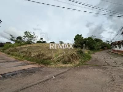 Terreno en venta en Paramillo, San Juan Bautista, San Cristóbal, Táchira, VEN - $88k