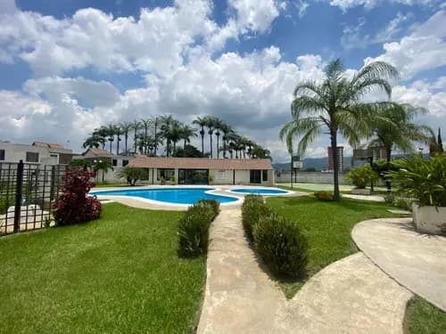 Maria Fernanda Dao Ofrece En Venta : Townhouse De Lujo Remodelado - Res. Villa Orense, Mañongo (solo Clientes) Ng-260606