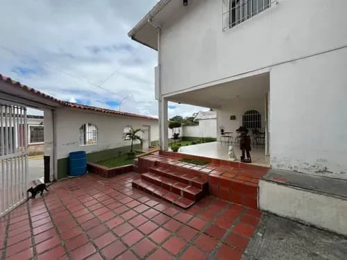 Casa En Urb. Los Budares Llano Alto Carrizal