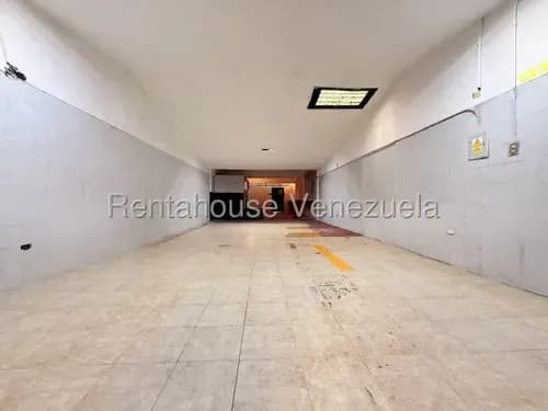 Daniela Linarez Vende Espectacular Local De 120 M2 A Pie De Calle, Ideal Para Cualquier Actividad Comercial O Profesional, Las Mercedes Cabudare