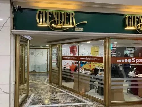 Local En Alquiler Con Acceso Directo Desde El Estacionamiento #24-26290