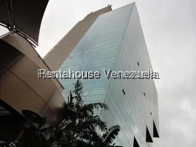 Comercial (Local Comercial) en Alquiler en Macaracuay, Distrito Metropolitano