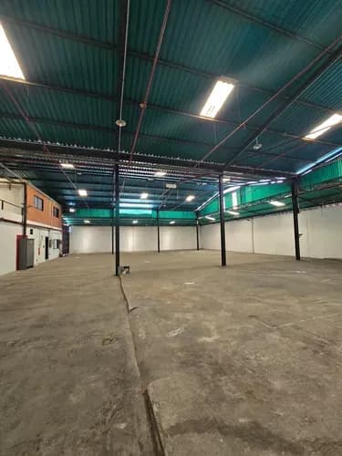 Yn(dayaschw) En Venta Galpón San Diego. Excelente Ubicación Los Jarales, San Diego Valencia Carabobo Cliente Directo 1.280 M2 De Terreno 1.275, 40 M2 De Construcción 2 Parcelas 2 Entradas Con