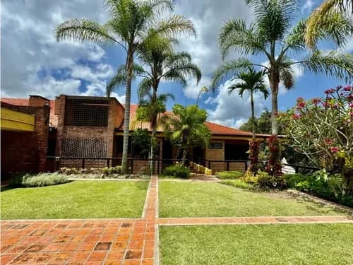 Se Vende Apto 600m2+400m2 Jardín 6h/6b/4p Oripoto