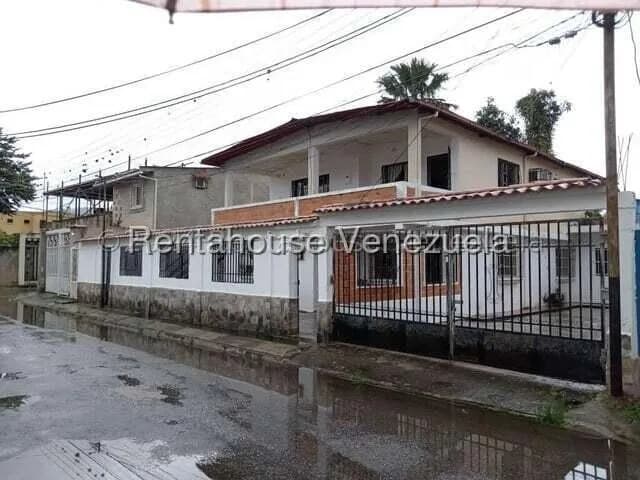 Casa (Duplex) en Venta en Sabana del Medio, Carabobo