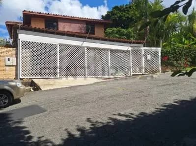 Casa en venta Urb Cerro Verde Baruta Caracas