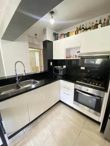 Apartamento Con Pozo En Mañongo Sun Suites