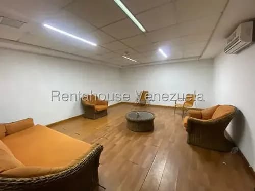 2 Locales Comerciales En Venta En Los Palos Grandes Cda 26-4256 Im