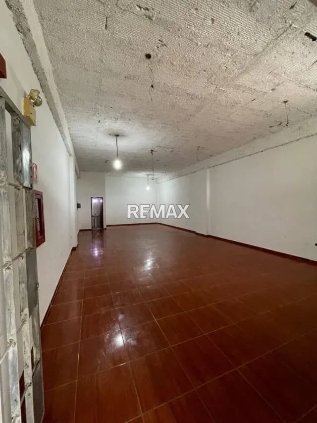 Local Comercial en alquiler C.C Tacarigua zona industrial
