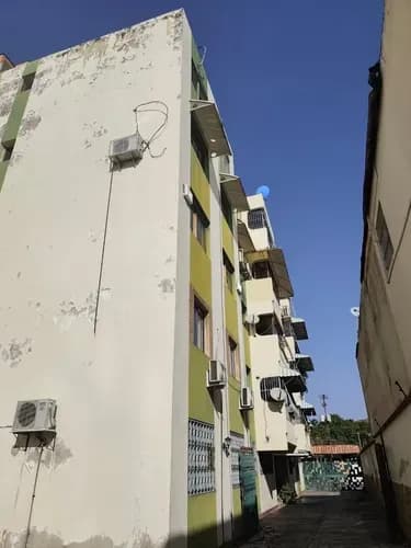 Lorena Inojosa Vende Amplio Apartamento En Valencia. Urb. Agua Blanca. Listo Para Firmar En Registro.
