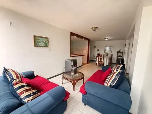 Marina Vende Apartamento En Los Colorados, En El Norte De Valencia Con Gas Directo Y Vigilancia 24/7. Pla-1957 (sólo Clientes)