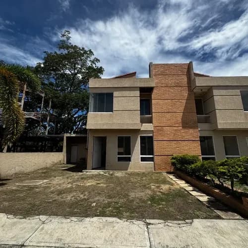 Townhouse En Venta (obra Gris) Urb. Villa Cristal, San Diego Mg30