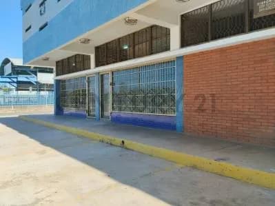 Alquila Local comercial para oficina, ubiacado al frente del Luis Aparicio