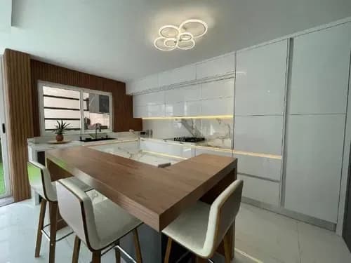 En Venta Moderno Townhouse En Terrazas Del Camoruco, Urb. Valles De Camoruco | Ap290578