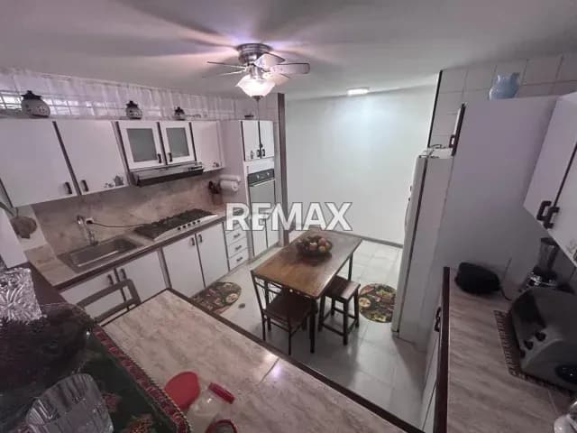 VENTA CASA URBANIZACION EL PLACER BARUTA