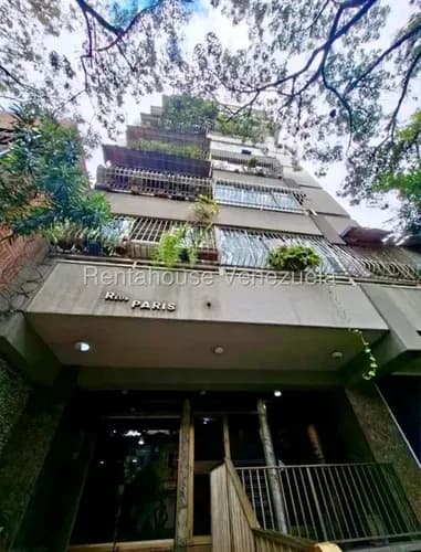 Amplio Apartamento En Venta #26-16868 Vi
