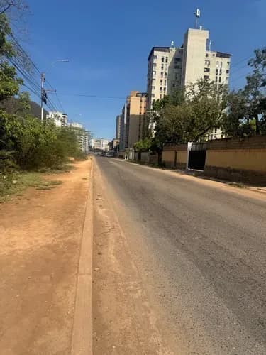 Se Vende Terreno En Colina En Neveri Barcelona