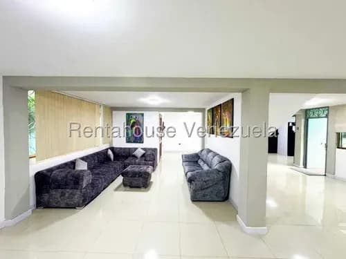 Lld/ Impecable Quinta De 323,96 M2 Totalmente Remodelada En Coche En Venta 26-21465