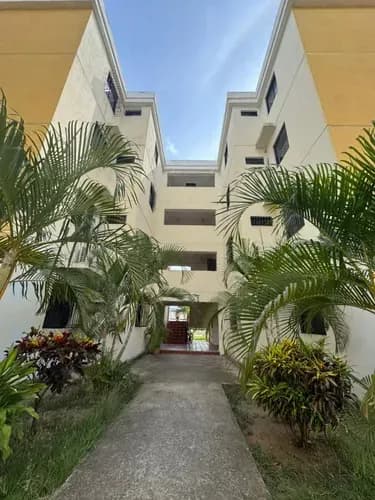Apartamento En Venta/ Urb. Las Carolinas, Turmero/ Yp1390
