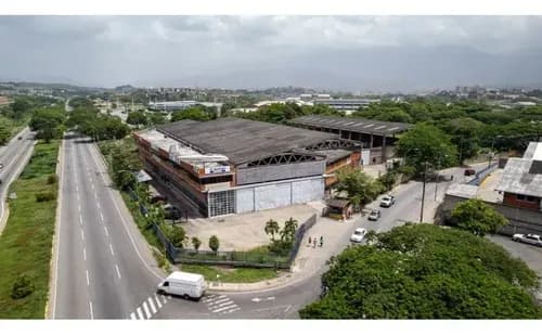 7.800m2 De Galpones Y 21.612m2 Terreno En Guatire