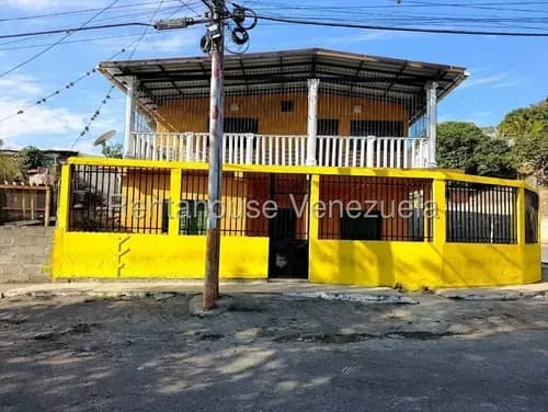 Casa En Alquiler De 6 Habitaciones En El Manzano Barquisimeto, Lara 26- 12880 Aa//